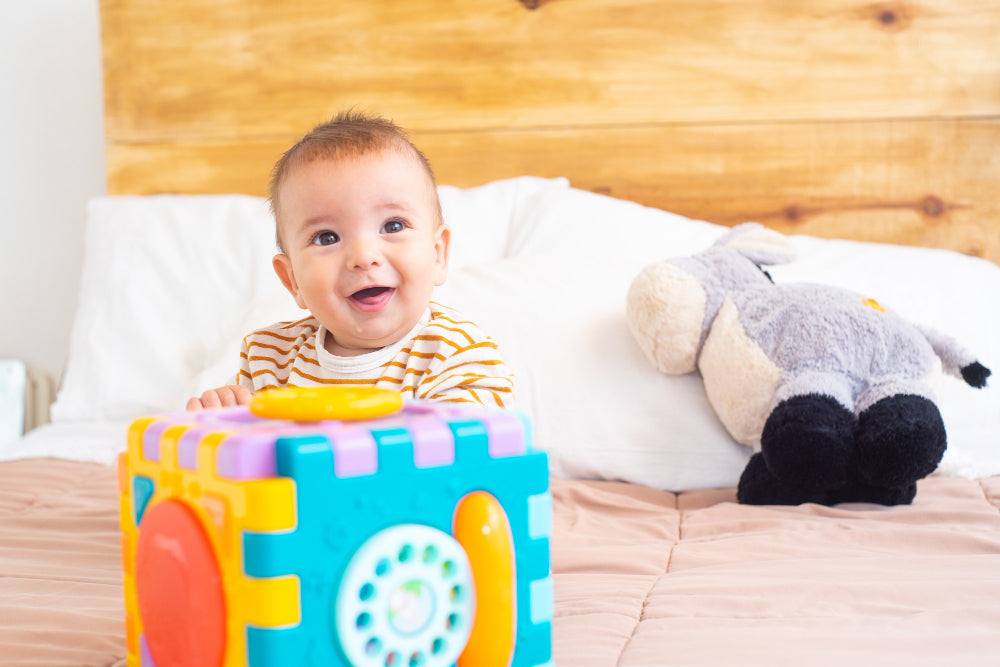 10 Tips for Green Baby Shower Gifts: Toys and Books