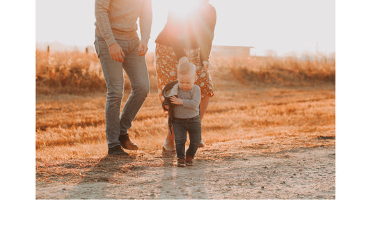 Take a walk! Here are 4 Benefits for You and Your Baby