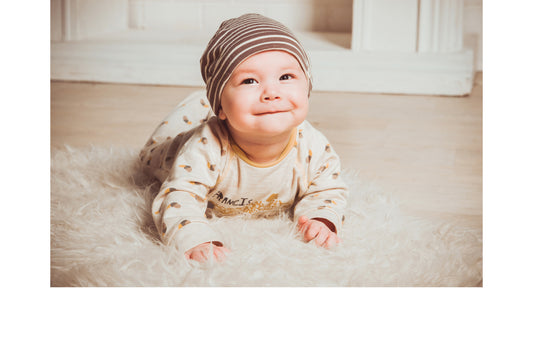 How to help your baby crawl when he/she starts crawling