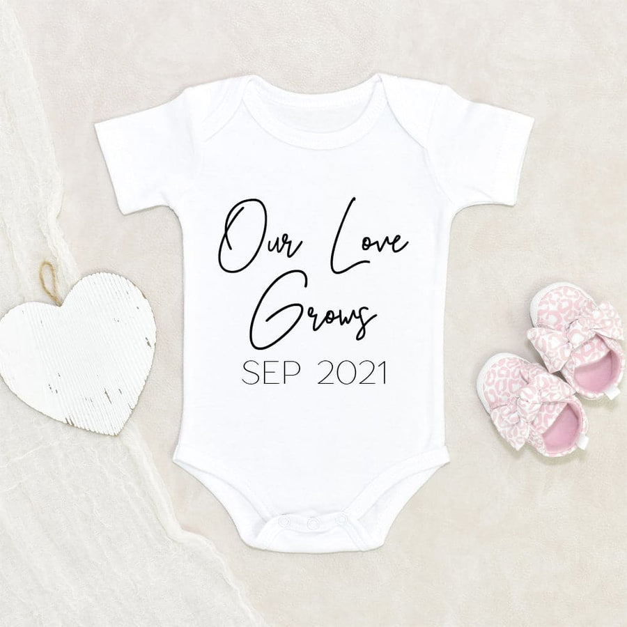 Pregnancy Reveal Onesie - Baby Onesie - Baby Announcement Onesie - Baby Announcement Onesie - Personalized Baby Onesie - Pregnancy Announcement Onesie