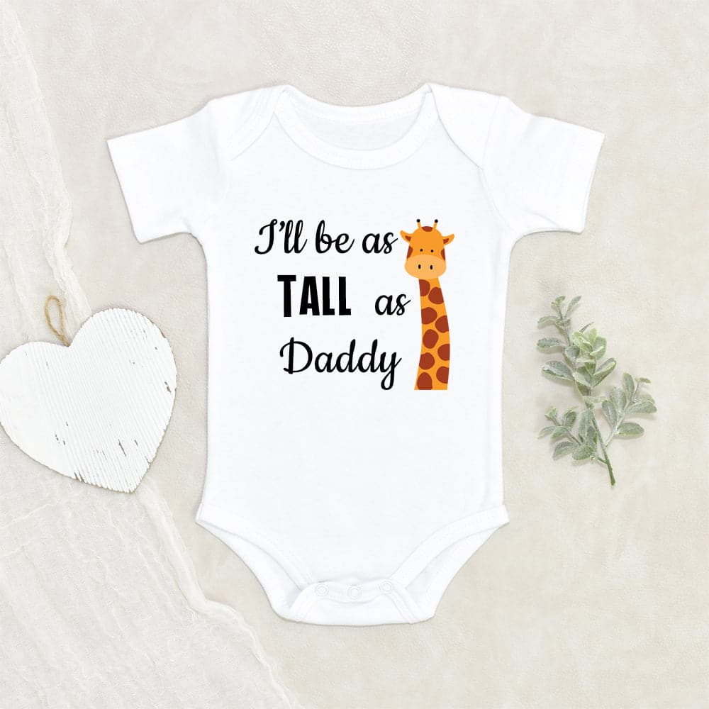 Pregnancy Announcement Baby Onesie - Giraffe Baby Clothes - I'll Be As Tall As Daddy Giraffe Baby Onesie - Newborn Baby Onesie - Cute Animal Baby Onesie