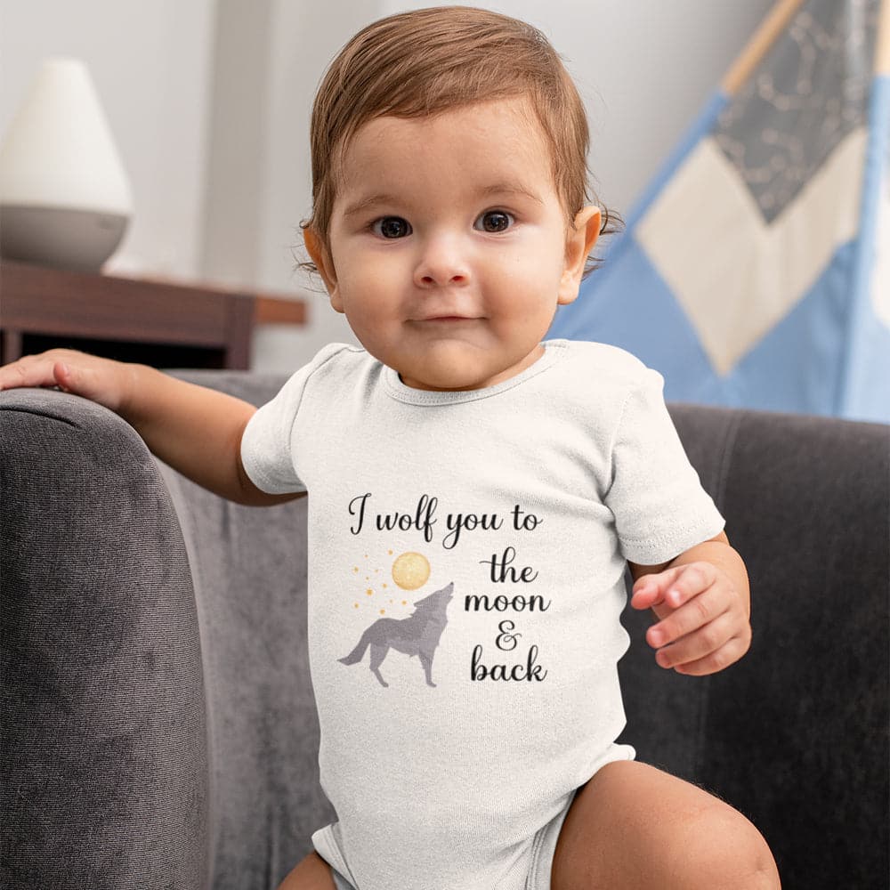 Woodland Animal Onesie - Pregnancy Announcement - I Wolf You To The Moon And Back Onesie - Cute Wolf Onesie - Boho Baby Clothes - Wolf Onesie